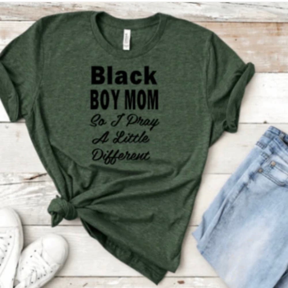 Black Boy Mom Tee